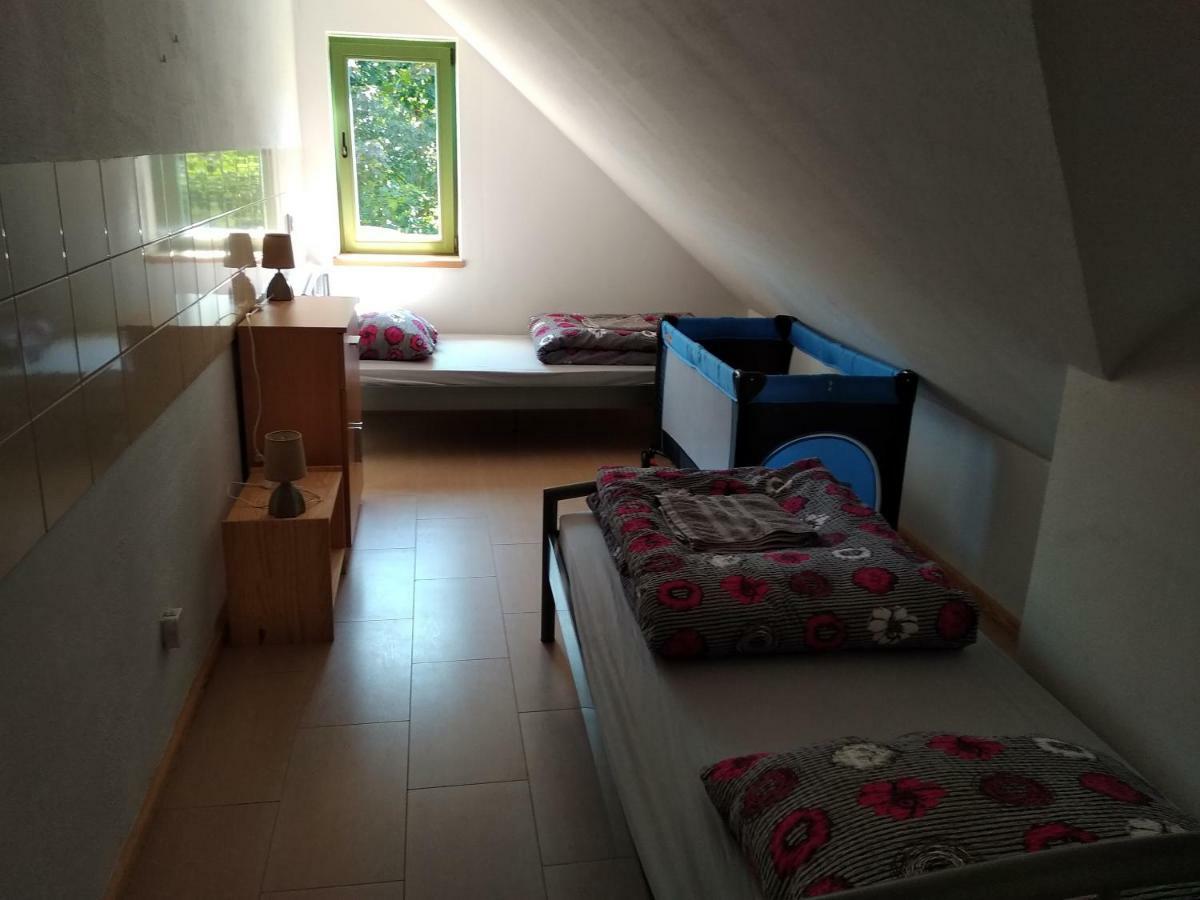 Dom W Szkotowie Januszkowo Buitenkant foto